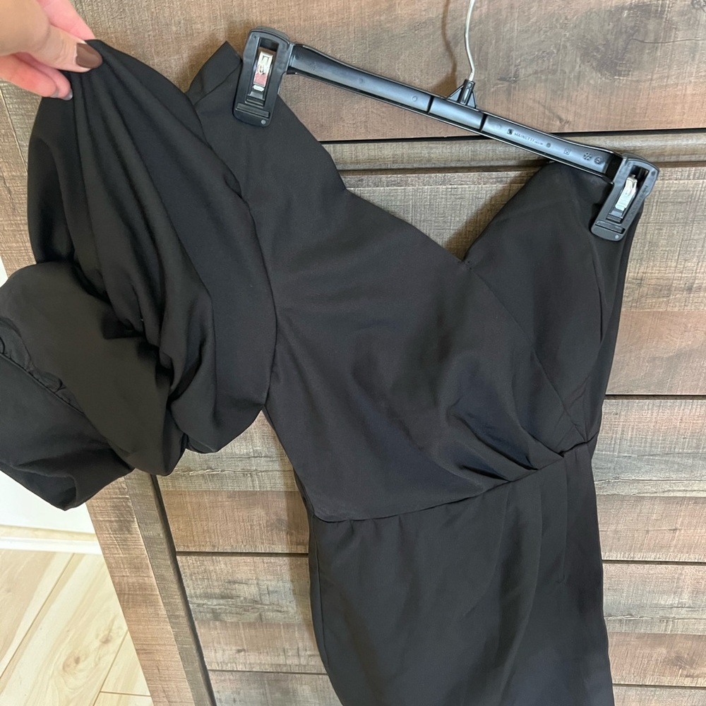 DO+BE One Shoulder Black Dress